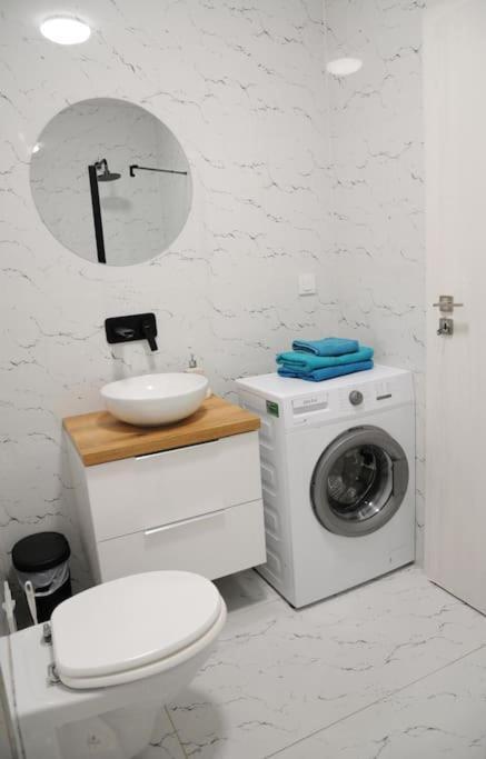 7A Dream Apartment 7A Si Parcare Oradea Buitenkant foto