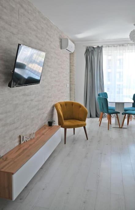 7A Dream Apartment 7A Si Parcare Oradea Buitenkant foto
