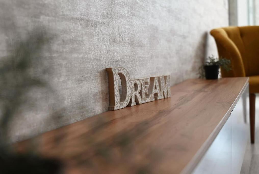 7A Dream Apartment 7A Si Parcare Oradea Buitenkant foto
