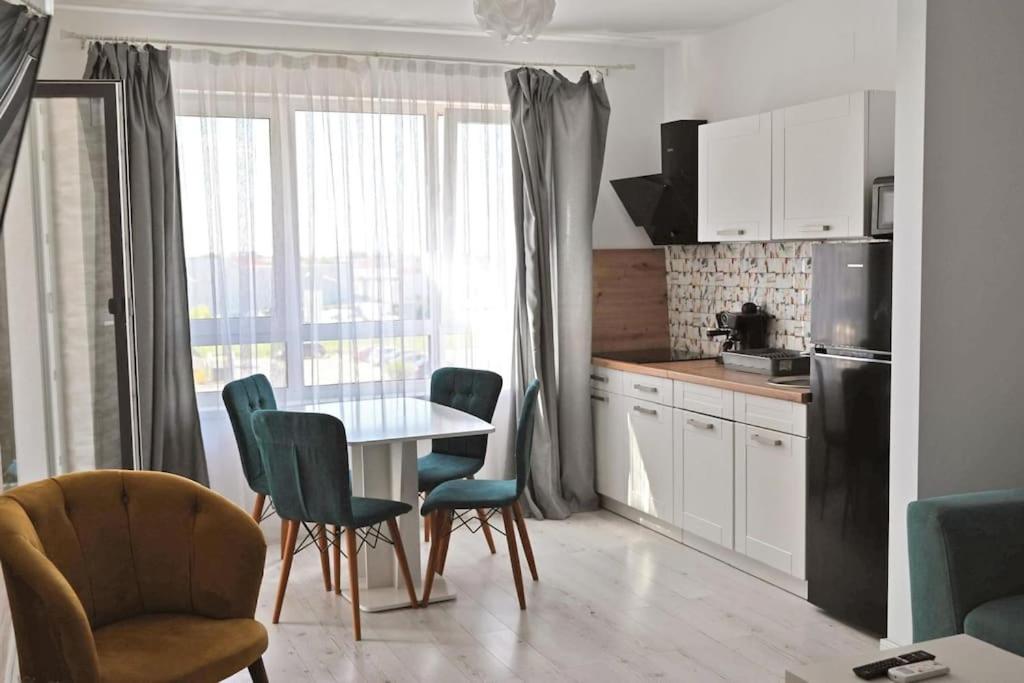 7A Dream Apartment 7A Si Parcare Oradea Buitenkant foto